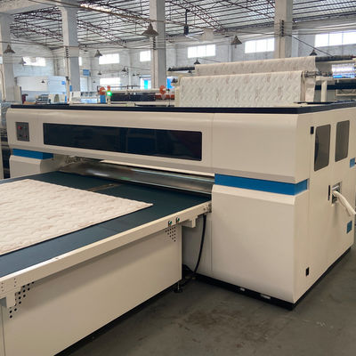 ZLT-HM industrieller säumender computergesteuerter Nichthochgeschwindigkeitsshuttle Maschine, der 3-12mm Stich für Steppdecken und Deckbetten bearbeitet